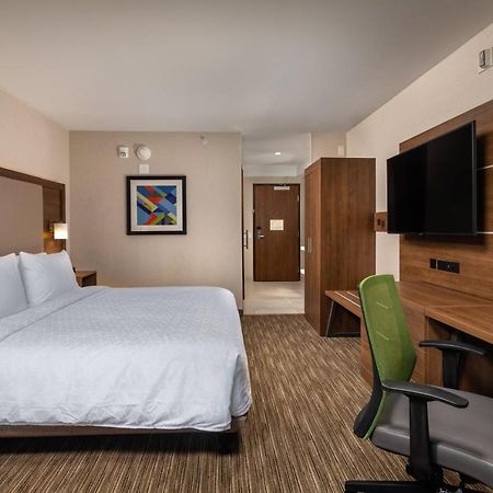 Holiday Inn Express & Suites Chatsworth By Ihg Los Angeles Eksteriør bilde