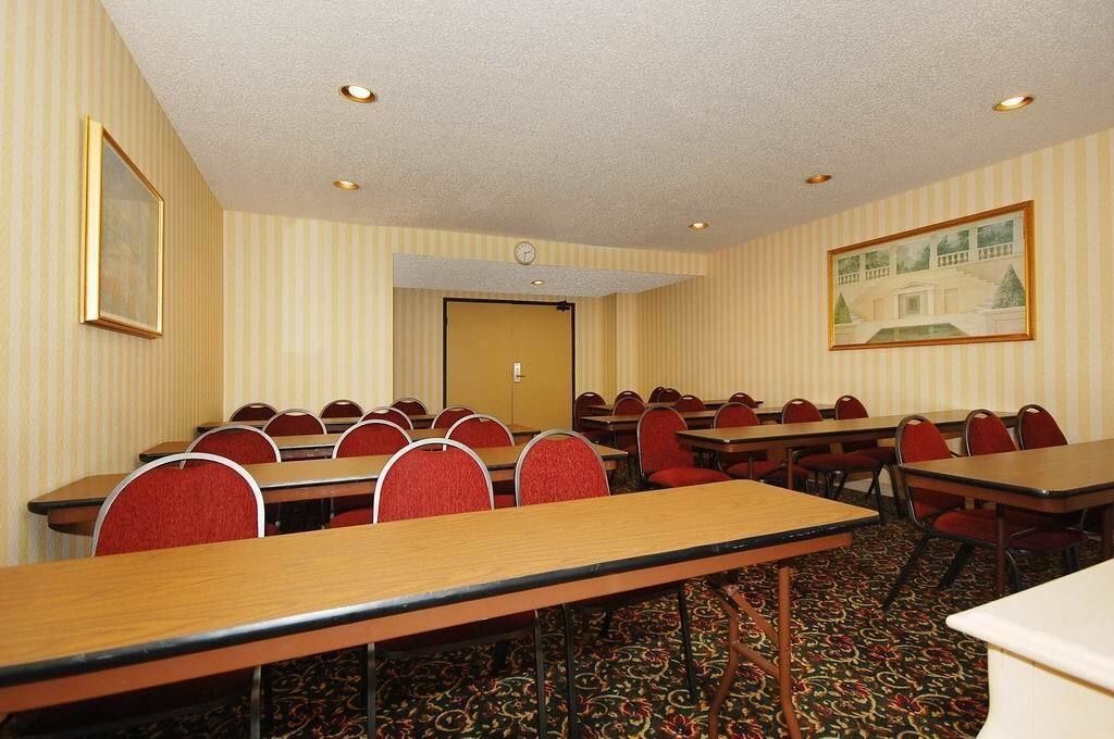 Holiday Inn Express & Suites Chatsworth By Ihg Los Angeles Eksteriør bilde