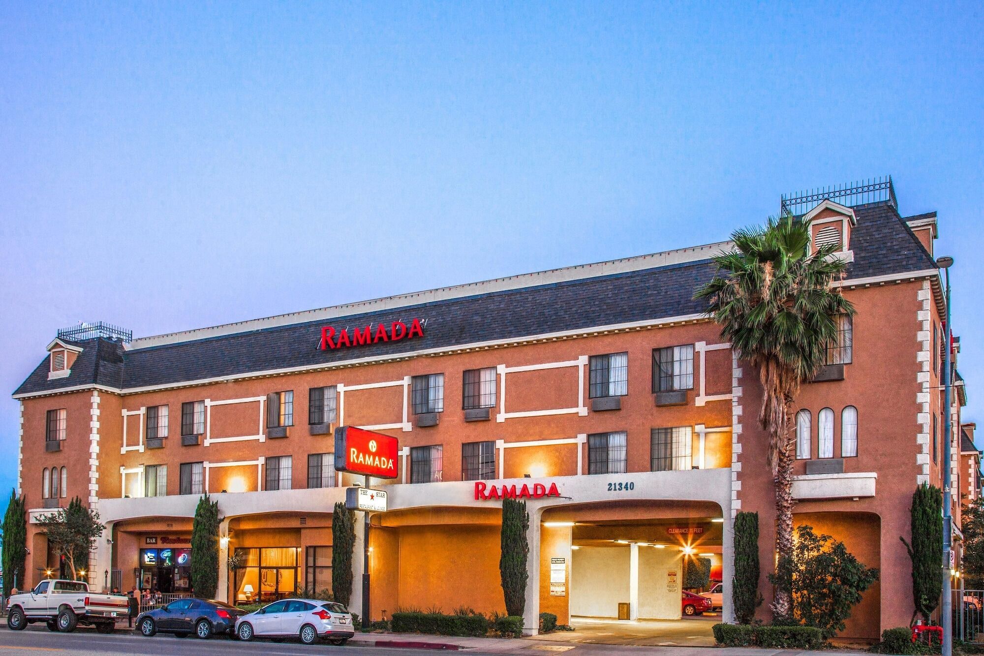 Holiday Inn Express & Suites Chatsworth By Ihg Los Angeles Eksteriør bilde
